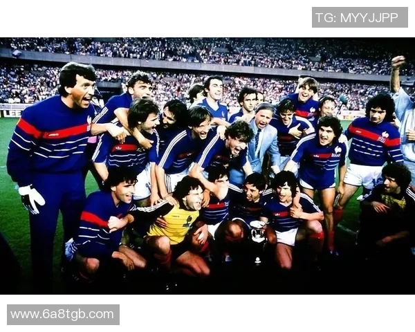 2024年足球明星挂历展现全球顶尖球员风采与精彩瞬间